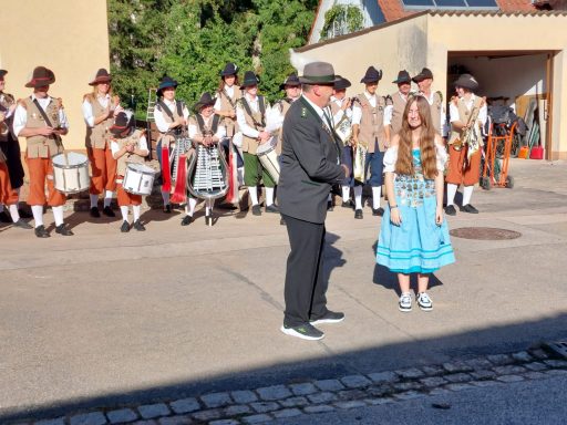 Einholung Jugendkönigin 2025